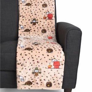 PEANUTS Snoopy Thanksgiving Fall Throw Blanket